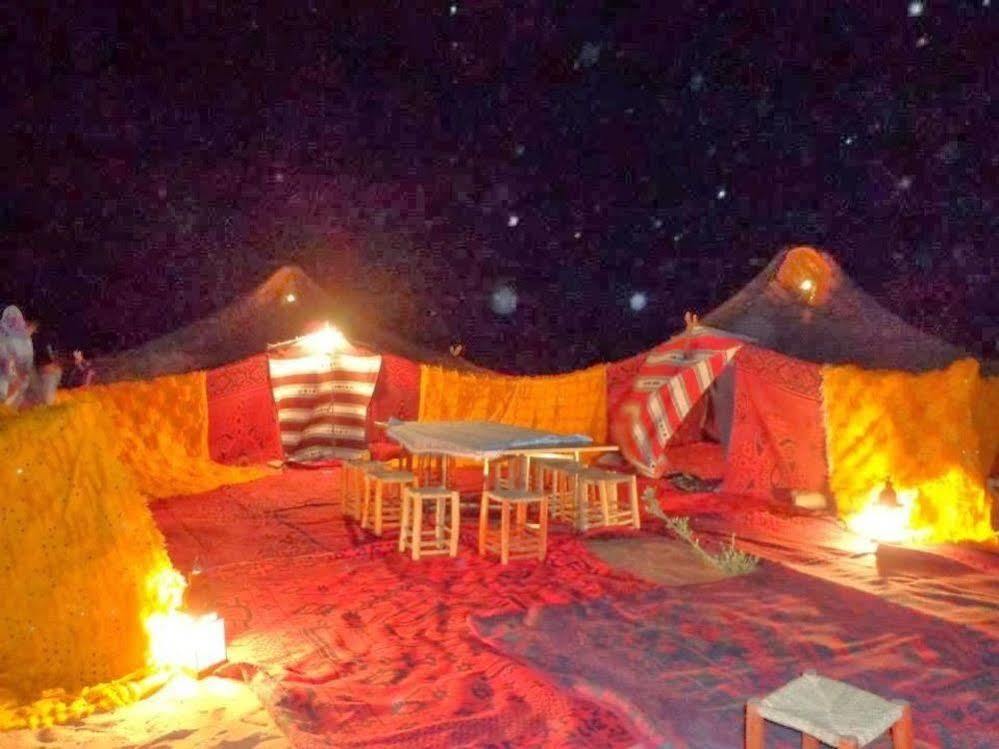 Les Pyramides Hotel Мерзуга Экстерьер фото